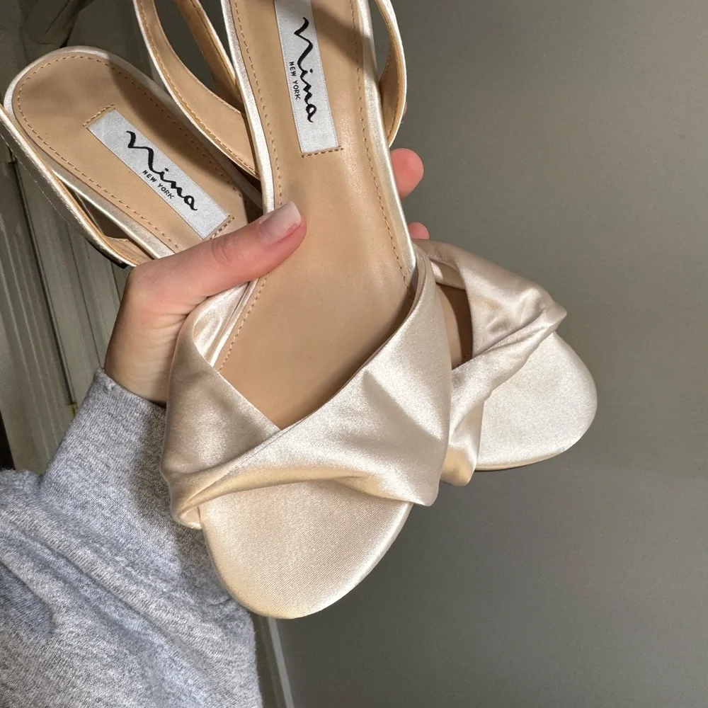 NIGELLA-Women's Ivory Satin Mid-Heel Block Sandal - Picture 5 of 6